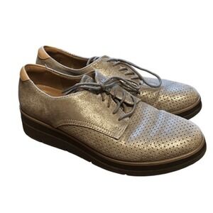Metallic Silver Perforated Oxford Platform Shoes Lace Up‎ Casual Comfort